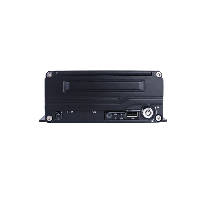 8-channel mobile DVR connected to cameras and a monitor in a vehicle