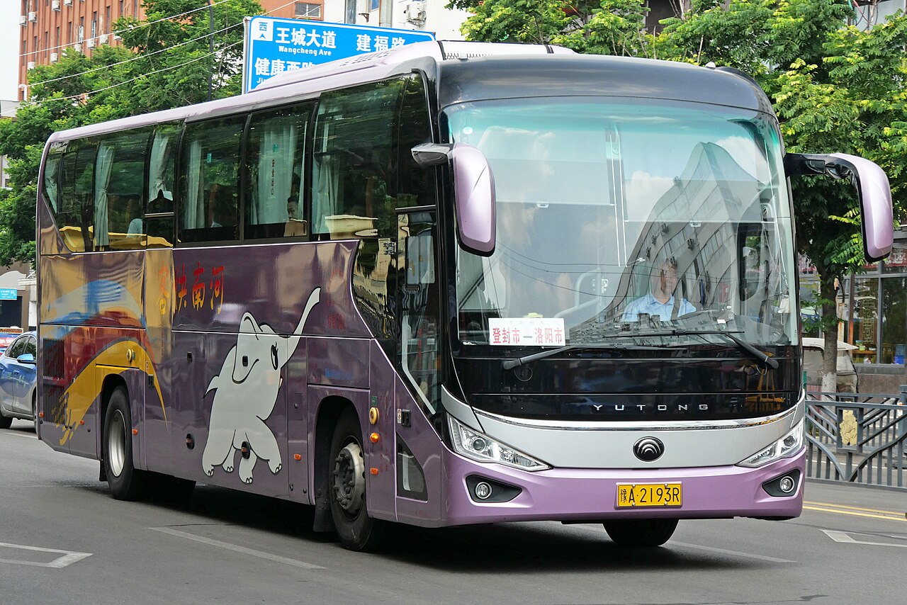 Chinese Yutong intercity coach of the high-risk passenger class that carries the strictest monitoring mandates